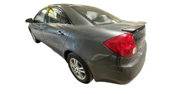 2006 pontiac g6 v6-sedan with 179225 miles for sale near elk-river, minnesota ed3c35ab71ac44c4a35c30de77780e28.jpg