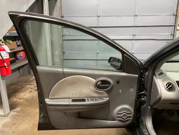 2003 Saturn Ion