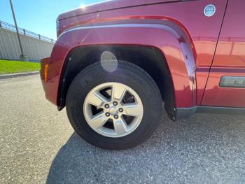 2011 jeep liberty sport-4wd with 186082 miles for sale near burnsville, minnesota ee52b1b162e24abfb21edc143b18ad99.jpeg