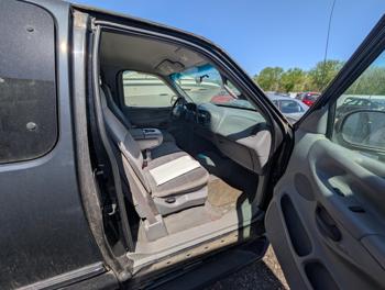 1998 ford f-150 xl-supercab-short-bed-4wd with 210191 miles for sale near elk-river, minnesota ee99ca6bb6e5469292ecbf141d646ff3.jpg