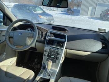2010 volvo xc60 with 245515 miles for sale near elk-river, minnesota f08aa048e5a4486eb3627e1a33ad37cc.jpg