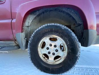 2006 chevrolet suburban 1500-4wd with 211968 miles for sale near elk-river, minnesota f0d8b5b777304ffdaee43fa3ee622bd5.jpeg