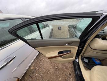 2009 honda accord ex-sedan-at with 249339 miles for sale near elk-river, minnesota f0fb8cebff724f87a3884e9b6821b753.jpeg