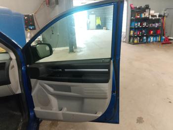 2008 dodge grand-caravan sxt with 130543 miles for sale near elk-river, minnesota f1b43bdefd6b478fb4162e04120400a5.jpg