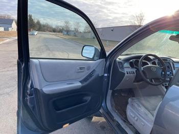 2004 toyota highlander std with 199026 miles for sale near elk-river, minnesota f293db4d3f2a43e6b25dcb56ca846fb6.jpg