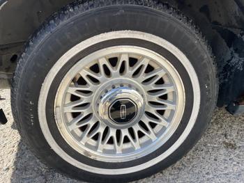 1997 lincoln town-car sel with 171572 miles for sale near elk-river, minnesota f2c4c7d0aa704c929e7fcaf966a7f835.jpg
