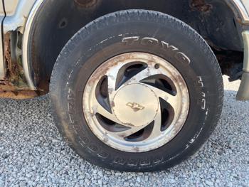 2000 chevrolet blazer ls-4-door-4wd for sale near elk-river, minnesota f30d544503d940b092a7443903864821.jpeg