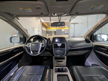 2015 chrysler town-&-country touring with 221411 miles for sale near elk-river, minnesota f33db409cc3441ce85d6355041aaeadb.jpg