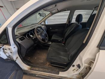 2012 nissan versa 1.8-sl-hatchback with 235732 miles for sale near elk-river, minnesota f346467f62984ab18f7af8439f8267be.jpg