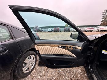 2007 mercedes-benz e-class e350-4matic with 182719 miles for sale near elk-river, minnesota f3816453f15146f0a6441de85c17b883.jpeg