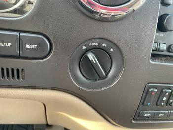 2006 ford expedition for sale near elk-river, minnesota f3d40780e41348a388728e2f9fb07100.jpg