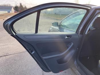 2011 volkswagen jetta se with 123483 miles for sale near elk-river, minnesota f438a881180348c9a33ae52a69f0b305.jpg
