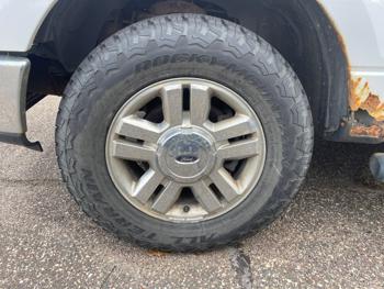 2008 ford f-150 xlt-supercrew-short-box-4wd with 136261 miles for sale near fridley, minnesota f43d65f9e10b4afcb00e807ea7bf43cf.jpeg