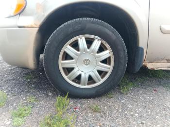 2006 chrysler town-&-country touring with 173423 miles for sale near elk-river, minnesota f4620f76a57b4575bba2b8cc98e6b436.jpg