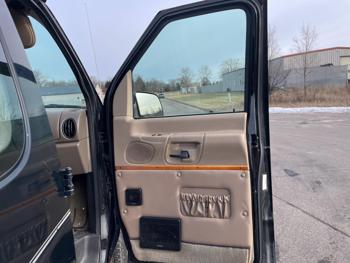 1999 ford e-150 with 89626 miles for sale near elk-river, minnesota f4a55fc280d64b7f988977855f4f9837.jpg