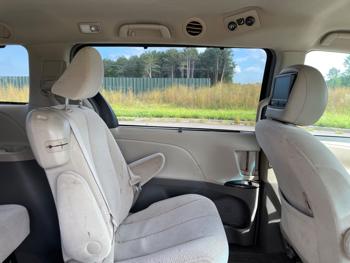 2011 toyota sienna le-8-pass-v6 with 190349 miles for sale near elk-river, minnesota f4aa11ad070d44dfb96ad50cc167d1c3.jpeg