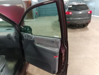 1999 plymouth grand-voyager expresso with 157963 miles for sale near elk-river, minnesota f541aca622b34b05a82fe178f209ad10.jpg