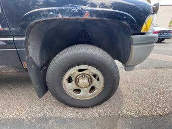 1998 dodge ram-1500 quad-cab-8-ft.-bed-4wd with 149571 miles for sale near spring-lake-park, minnesota f5c5d7a932fc46758fbdbd0ebab0d388.jpeg