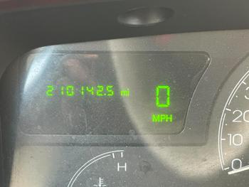2005 lincoln town-car with 210142 miles for sale near elk-river, minnesota f5e43c2aac7a4565b2f0ceddd10ed18c.jpg