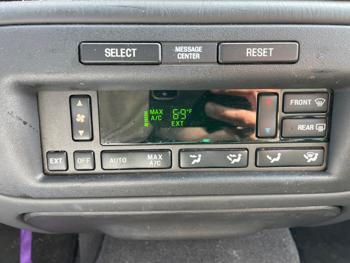 2002 lincoln town-car signature with 144823 miles for sale near elk-river, minnesota f652a34b0d7143548e8ecadd0856374a.jpeg