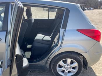 2007 nissan versa 1.8-s with 186981 miles for sale near jordan, minnesota f66d54a689d04e6d9f6c2cc6d82d7f53.jpeg