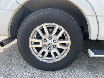 2014 ford expedition limited-4wd with 263117 miles for sale near burnsville, minnesota f67ff4a353804c45aa90104b35302a9c.jpeg