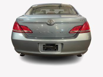2005 Toyota Avalon