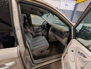 2006 chrysler town-&-country touring with 117074 miles for sale near elk-river, minnesota f6d16a694c964faf83d4a25666331b16.jpg