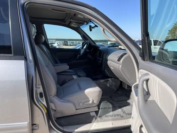 2003 toyota sequoia limited with 147145 miles for sale near elk-river, minnesota f6fb805131ad4accb932f7a7f27cad85.jpg
