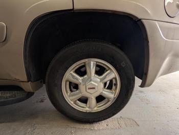 2004 gmc envoy sle-4wd with 196701 miles for sale near elk-river, minnesota f7c1a06e99764da48623478fc880ae63.jpg