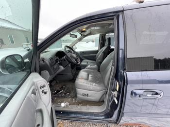 2007 dodge grand-caravan sxt with 293211 miles for sale near elk-river, minnesota f7e7e3d5d4004d4e984e064cd50a40a3.jpeg