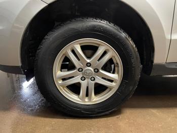2010 hyundai santa-fe gls with 218154 miles for sale near elk-river, minnesota f83c051ba74e48bb9453f773f9cffea2.jpg