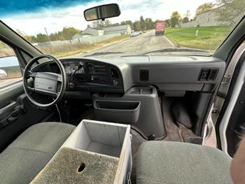 1996 ford econoline e250 with 148423 miles for sale near elk-river, minnesota f89b61afc0cd42cfbabda5e1fbe88eb0.jpg