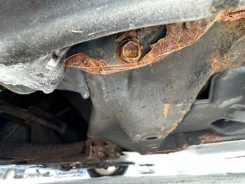 2005 toyota prius 4-door-liftback with 208940 miles for sale near elk-river, minnesota f93d538b643b4058905796bffde5b322.jpeg