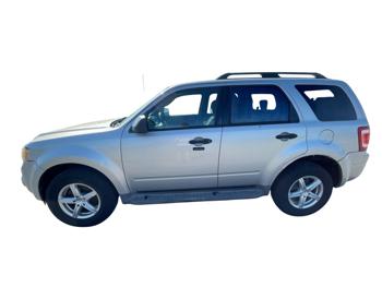 2009 ford escape xlt-fwd-v6 with 183013 miles for sale near elk-river, minnesota f9f135efe4074687bff18c2f84acb864.jpg