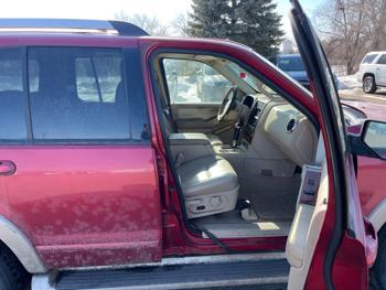 2006 ford explorer eddie-bauer-4.6l-4wd with 263873 miles for sale near fridley, minnesota fb5460edc0f54c67879bcae0f75bab61.jpeg
