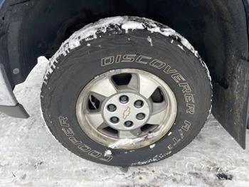 2001 chevrolet tahoe 4wd with 174356 miles for sale near fridley, minnesota fb5b257b88a14e29851d8edcf1d90067.jpeg