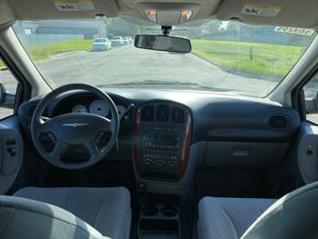2006 chrysler town-&-country base with 220078 miles for sale near elk-river, minnesota fbd4c7a4cb3747d7a327280177eb5ea3.jpeg