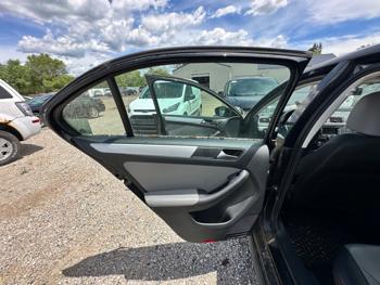 2014 volkswagen jetta hybrid-se for sale near elk-river, minnesota fbfa60ccc1e64d7fb415351b43940bba.jpeg