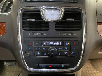 2016 chrysler town-&-country touring with 160048 miles for sale near elk-river, minnesota fc6e86fa583642f1a232c2a80053f43c.jpeg