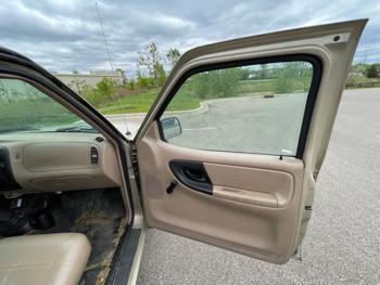 2002 ford ranger xl-short-bed-2wd with 150995 miles for sale near lake-elmo, minnesota fce1cb7490f84c00b3f3d091c685e4cf.jpeg