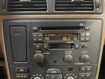 2001 Volvo XC70