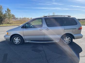 2000 toyota sienna le-xle with 135067 miles for sale near elk-river, minnesota fe8d2595fd2843de8227670783b52673.jpg