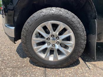 2020 chevrolet silverado-1500 lt-crew-cab-4wd with 111377 miles for sale near white-bear-lake, minnesota fec9a426dc164325992437d00ad5735b.jpeg