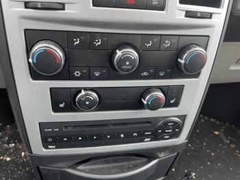 2010 chrysler town-and-country touring with 184874 miles for sale near elk-river, minnesota feef07174cfc488ab90f3a87d20edf6d.jpg