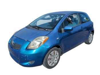 2008 toyota yaris liftback with 125476 miles for sale near elk-river, minnesota 106476_01_driver_front_corner.jpg