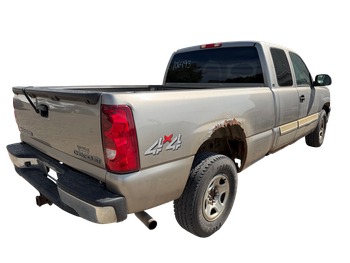 2003 chevrolet silverado-1500 ext.-cab-short-bed-4wd with 150423 miles for sale near elk-river, minnesota 106493_05_pass_rear_corner.jpg