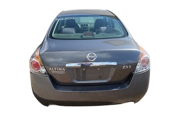 2008 nissan altima 2.5-s with 238750 miles for sale near elk-river, minnesota 106504_04_rear_end.jpg