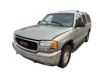 2002 gmc yukon-xl 1500-4wd with 148627 miles for sale near elk-river, minnesota 106511_01_driver_front_corner.jpg