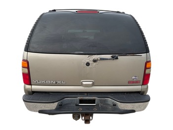 2002 gmc yukon-xl 1500-4wd with 148627 miles for sale near elk-river, minnesota 106511_04_rear_end.jpg